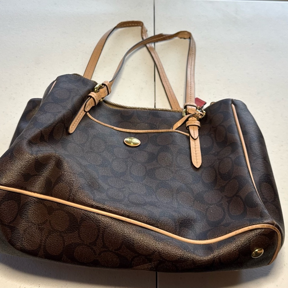 Coach Peyton Signature Double Zip Carryall w/ matching wallet
